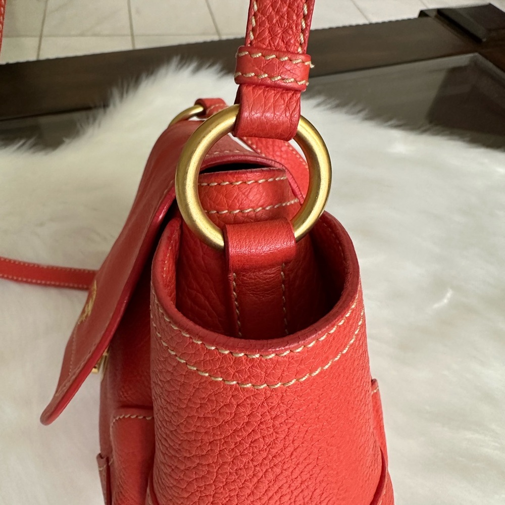 Stunning Crossbody - Picture 4 of 17